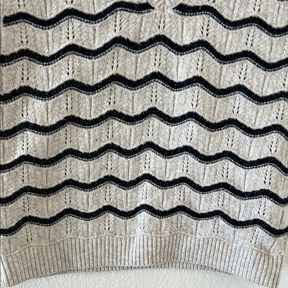 Broadway women size  mBlack and Cream Sleeveless Sweater - Picture 5 of 10